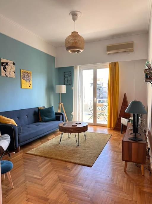4 Family And Friends - Acropolis View Apartman Athén Kültér fotó