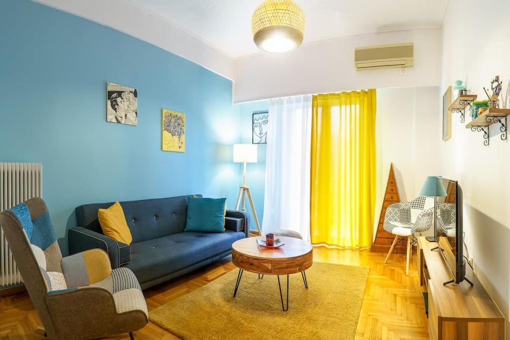4 Family And Friends - Acropolis View Apartman Athén Kültér fotó